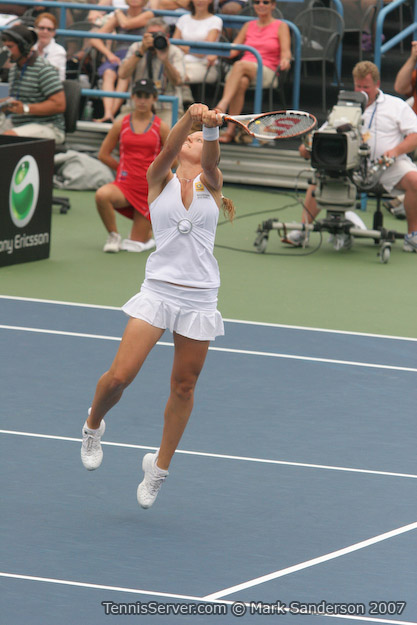 Tennis - Agnes Szavay