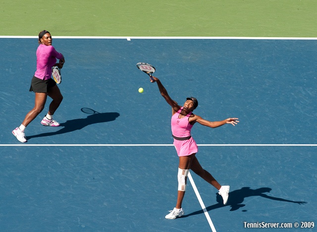 Tennis - Serena Williams - Venus Williams