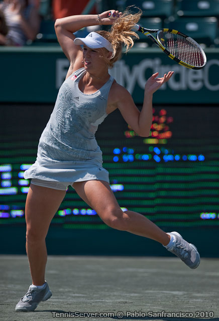 <http://www.sonyericssonwtatour.com/page/Player/Info/0,,12781%7E12631,00.html?>Caroline Wozniacki Tennis
