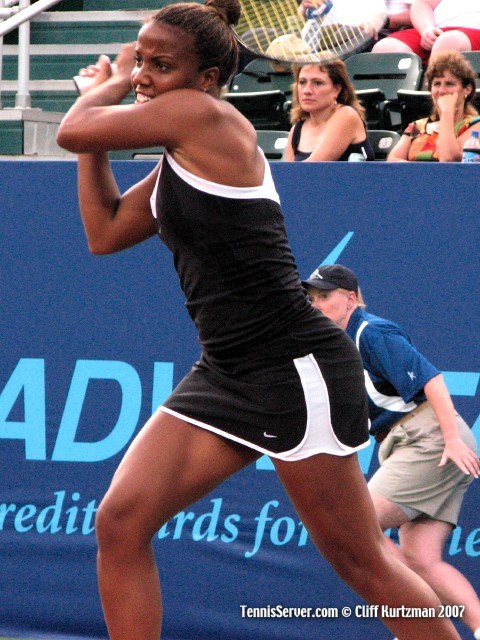 Tennis - Mashona Washington