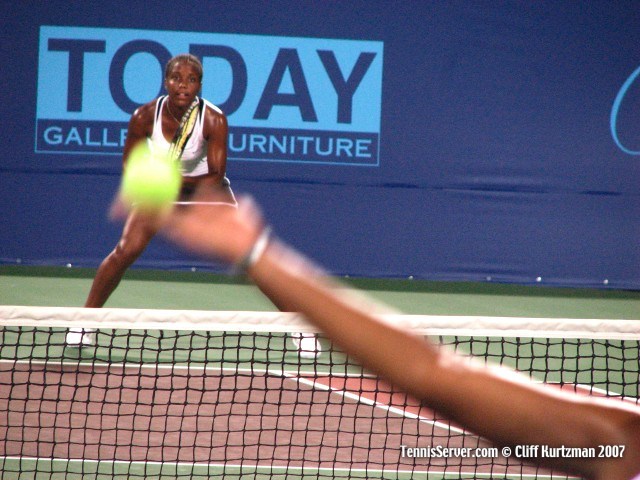 Tennis - Mashona Washington - Angela Haynes
